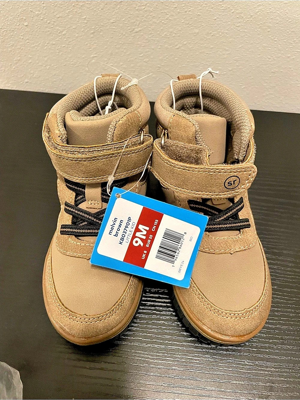 NWT Stride Rite Kids Brown High-Top Sneakers Boys Size 9